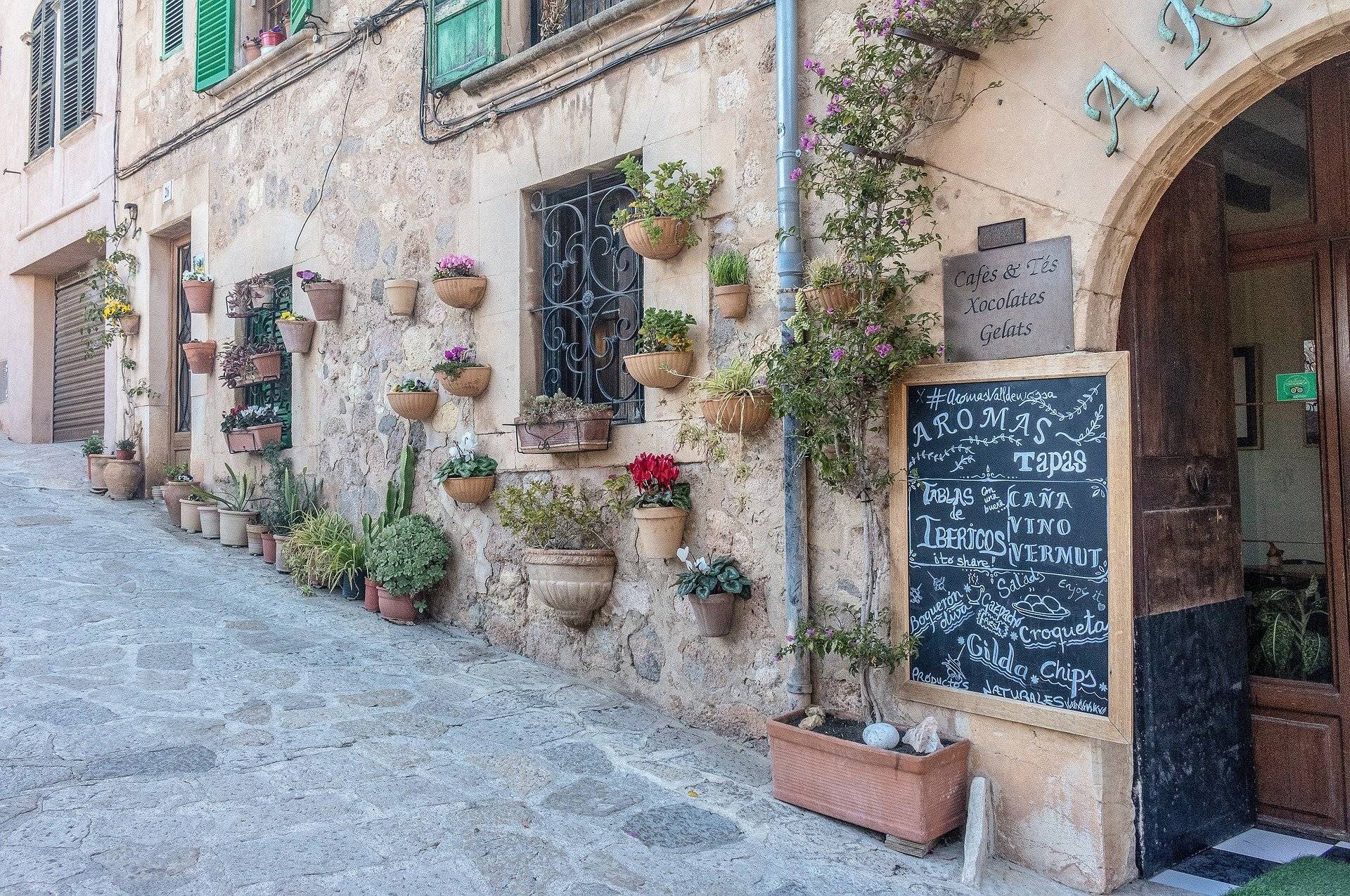 original pixabay valldemossa 1