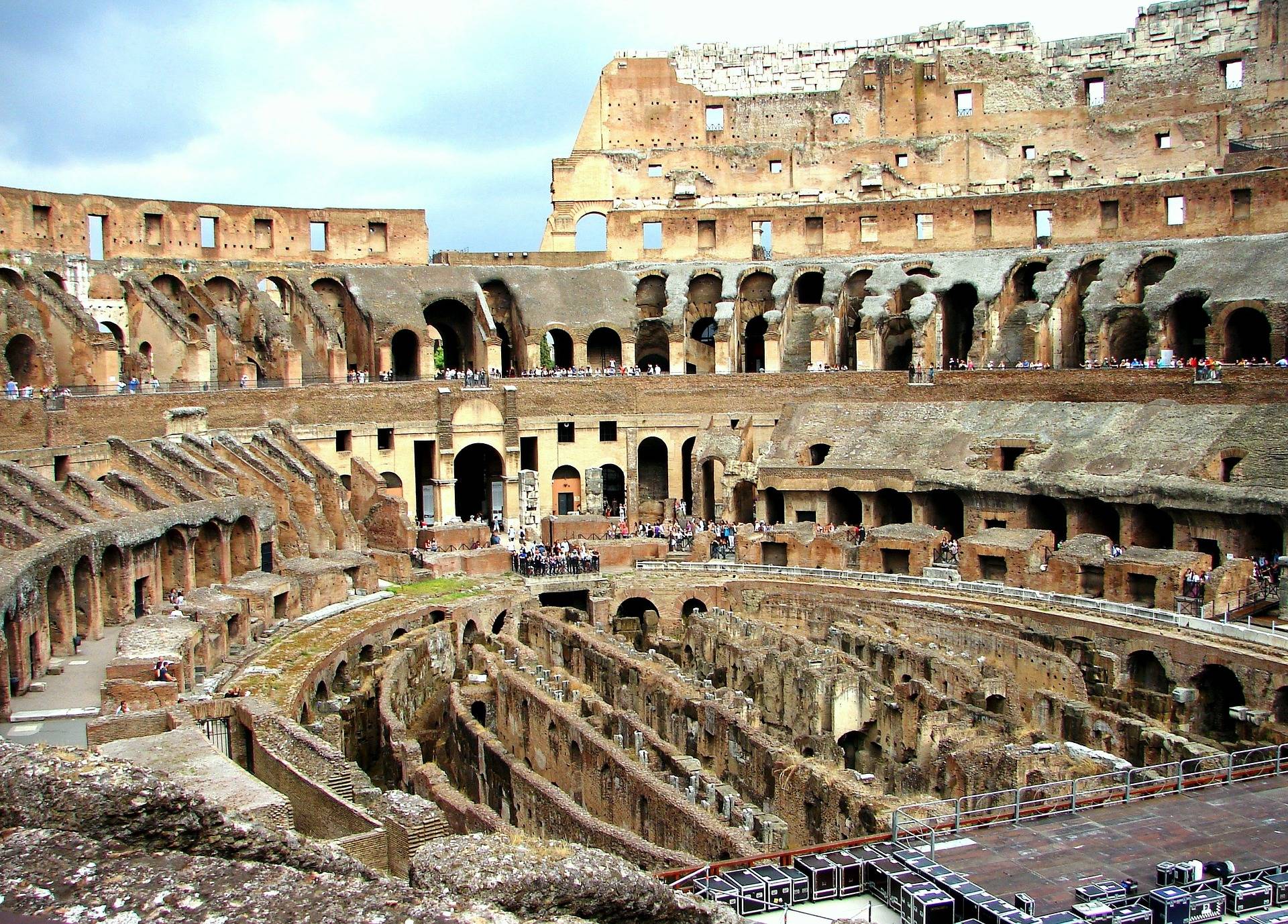 original pixabay colosseum 1